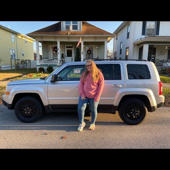 Bundle at least 2 items from my closet & get 50% - Picture 4 of 6